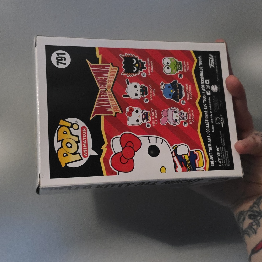 Funko Hello Kitty All Might Figure - Picture 2 of 2
